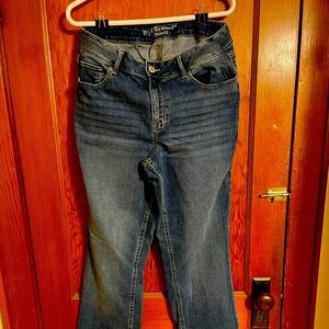 Maurice’s jeans- size 14 Long.